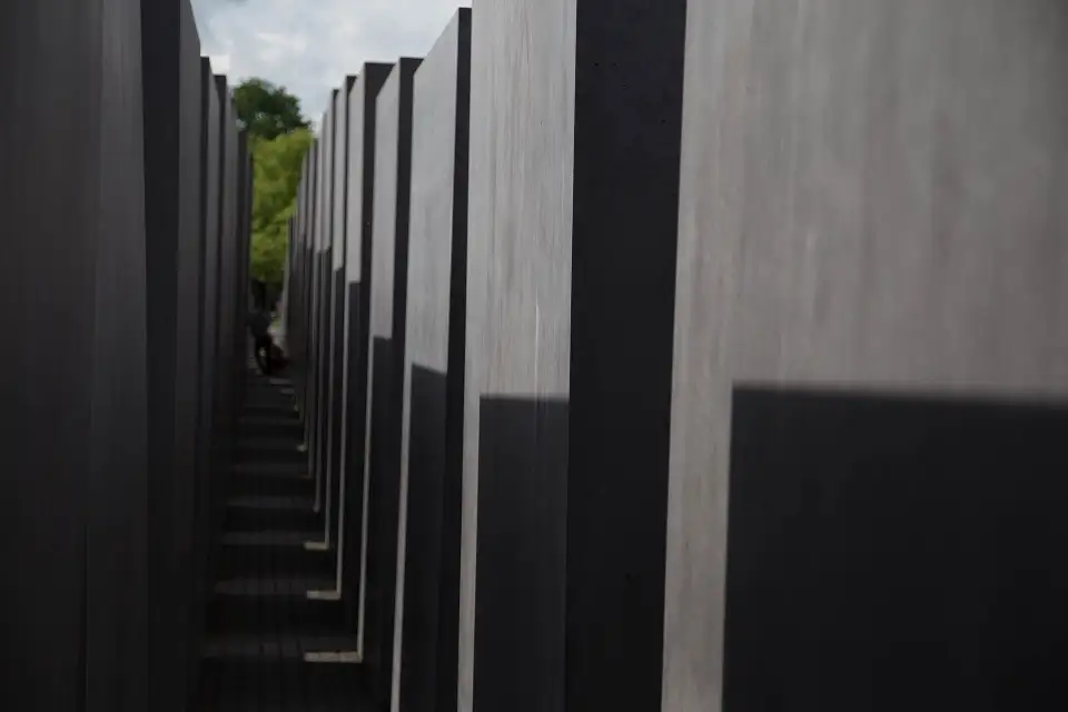 A path between the concrete stelae of the Holocaust Memorial