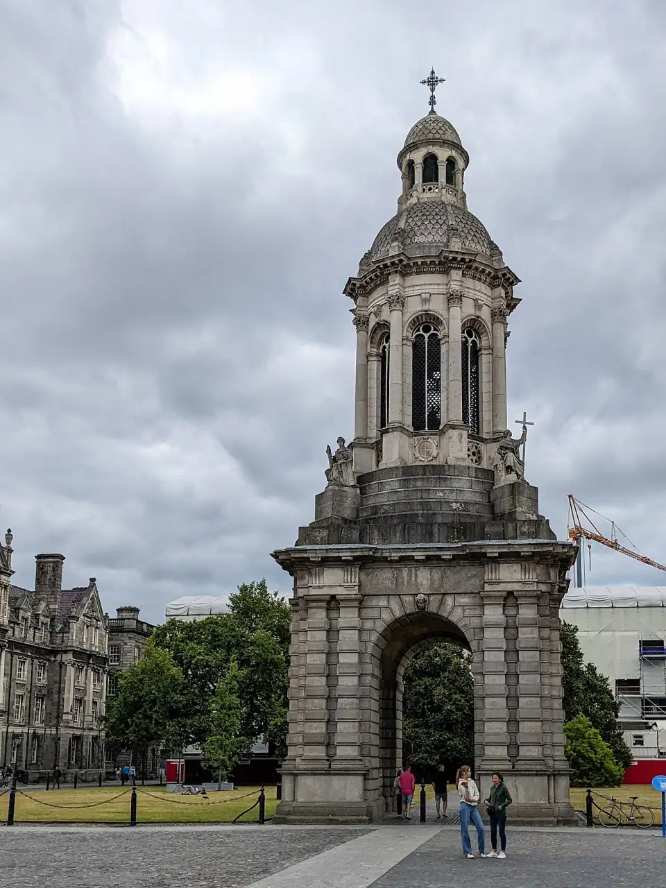 El Campanile de Trinity College en Front Square