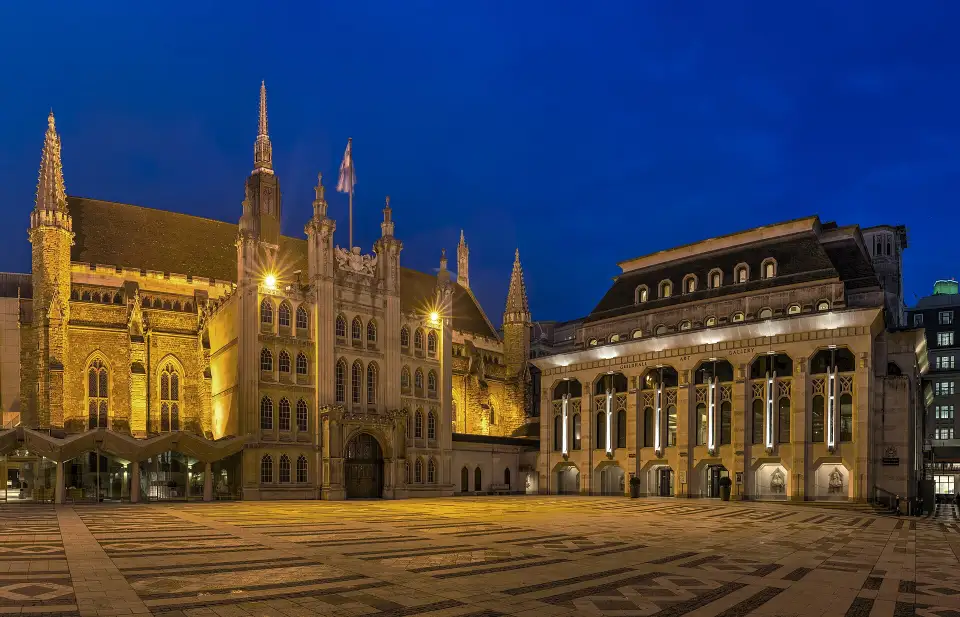 Façade gothique du Guildhall de Londres