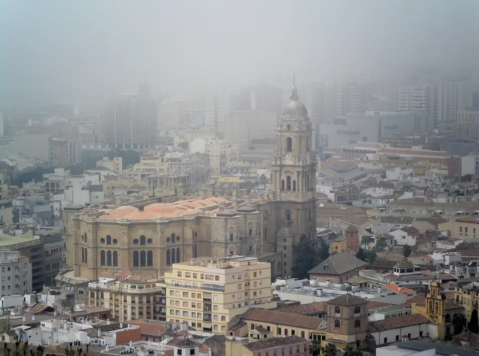 La Cattedrale di Malaga con la sua unica torre vista dal Gibralfaro